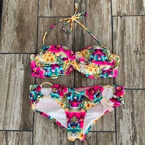 Victoria’s Secret Bikini Set